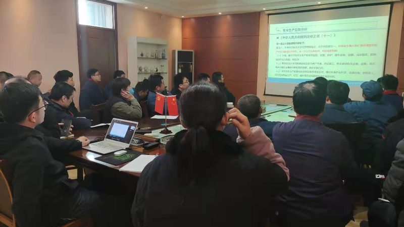 根据我国相关规定，自考本科申请学位证的时间限制如下：